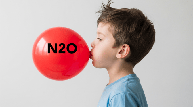 Sempre più casi di intossicazione da ‘gas esilarante’ (Lachgas) – Il governo tedesco ne vieta la vendita ai minorenni